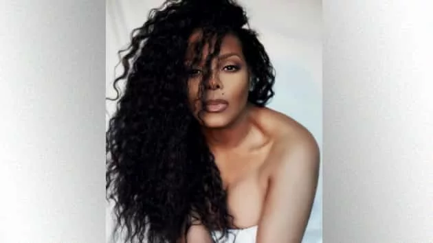 e_janetjackson_021120