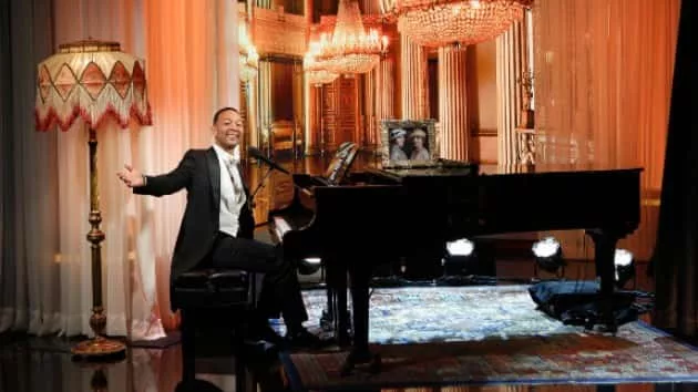 m_johnlegendpiano_021320