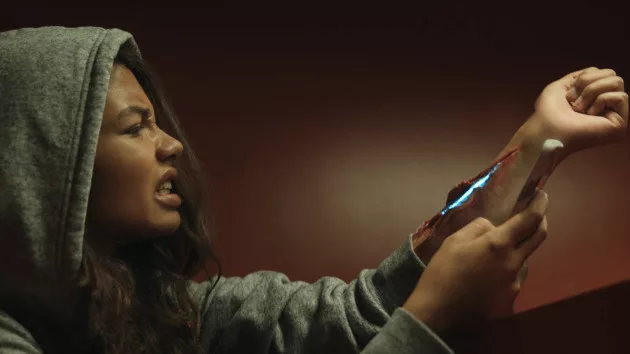 e_helenahoward_quibi_072820-2