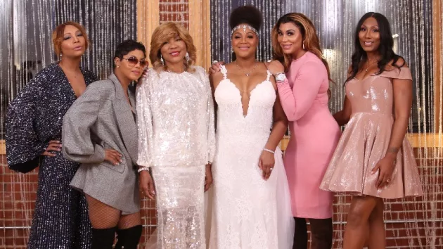 e_braxtonfamily_102920