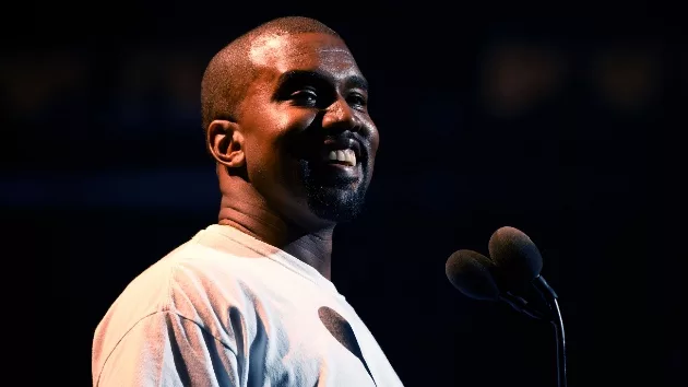 getty_kanyewest_103020