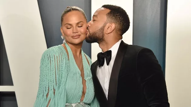 getty_chrissyteignejohnlegend_110320