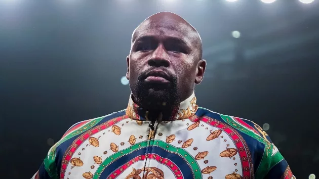 getty_floydmayweather_120720