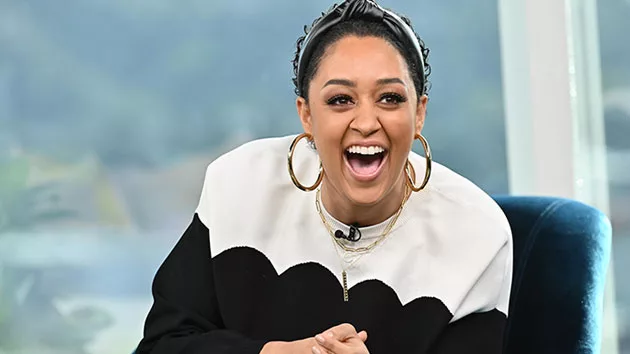 getty_tiamowrey_021221