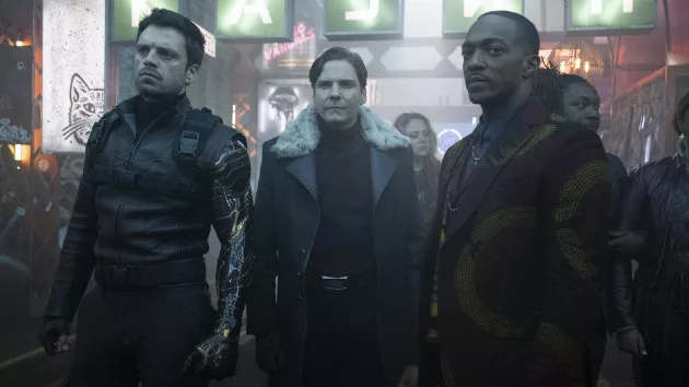 e_falconws_zemo_marvelstudios_040721