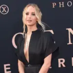 See Jennifer Lawrence, Robert Pattinson in the trailer for ‘Die My Love’ See Jennifer Lawrence, Robert Pattinson in the trailer for ‘Die My Love’