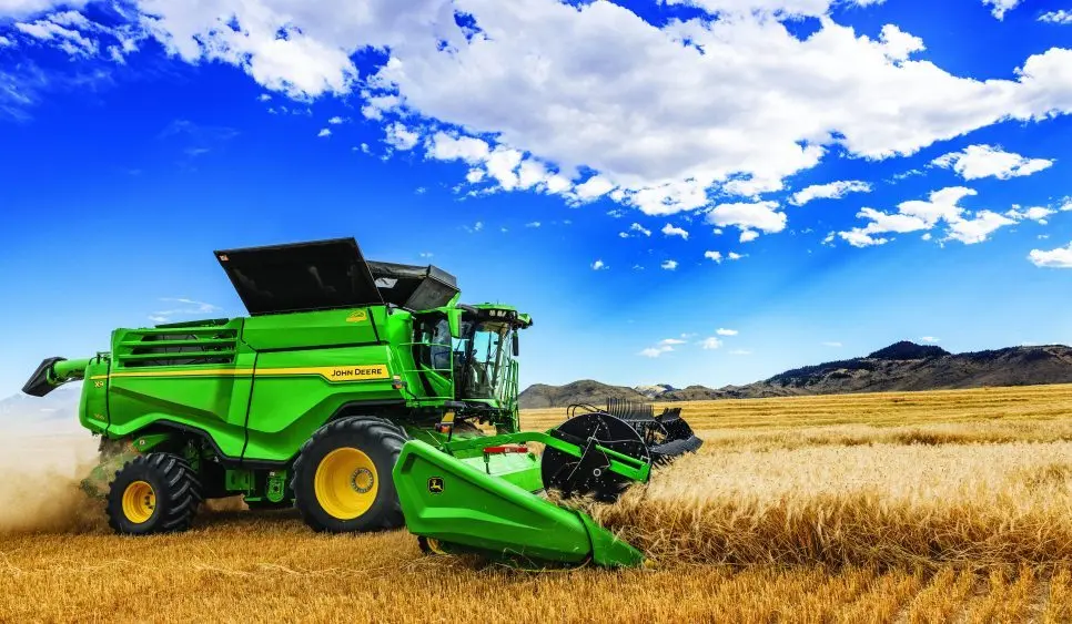 r4i015360_rrd-966x563868305-1