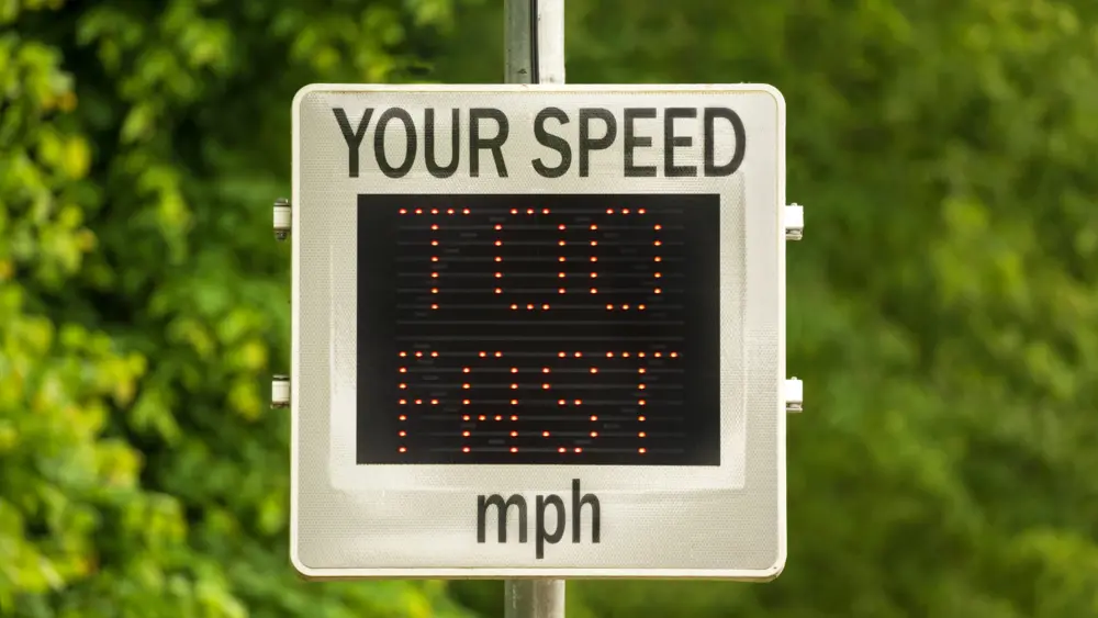 Speed Indicator Device