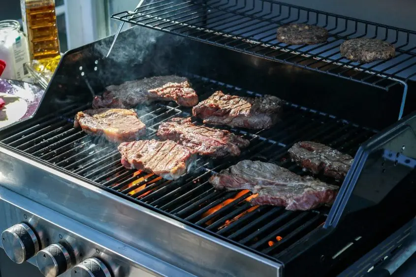 ramillu-bbq-825711_1920-845x563856496-1