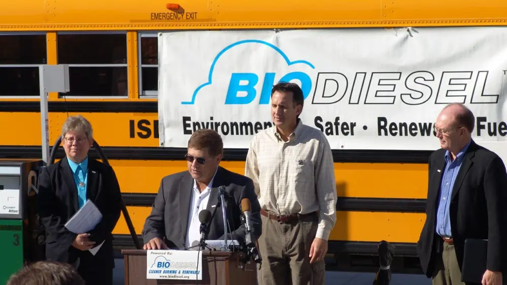 bob-worth-b2-celebration