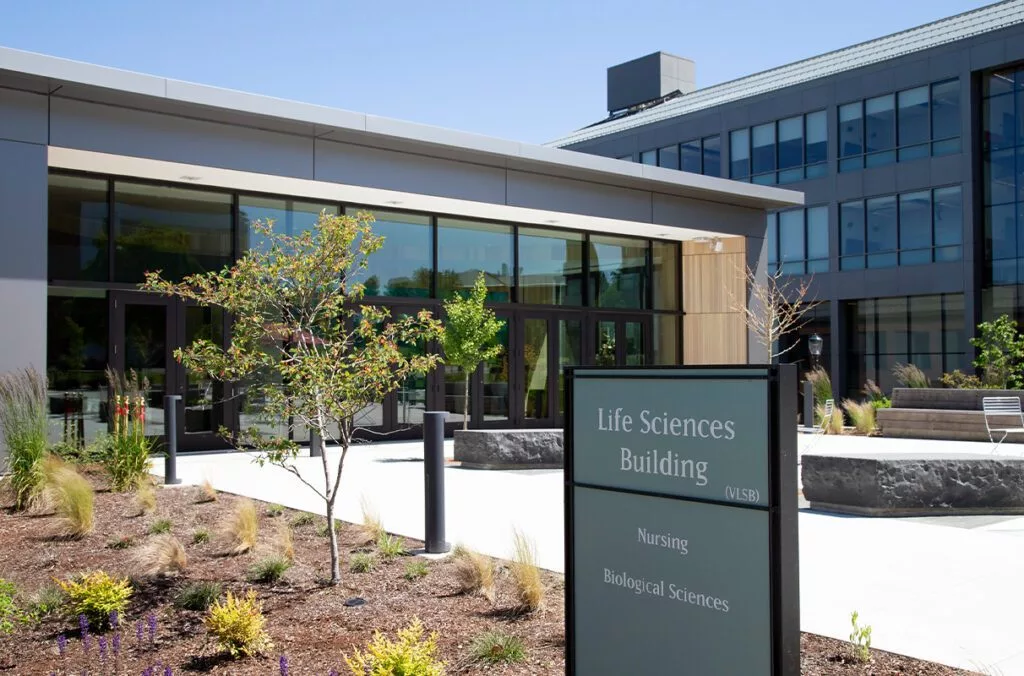 WSU Vancouver’s Life Sciences Building.