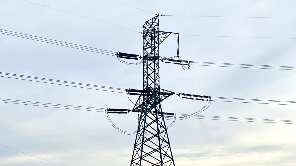 Power Line on Central Grade