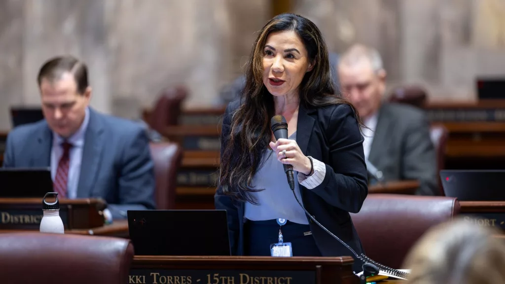 Sen. Nikki Torres