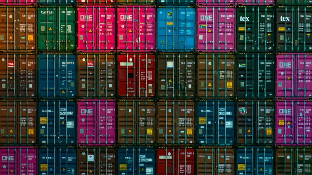 Photo by Teng Yuhong on Unsplash