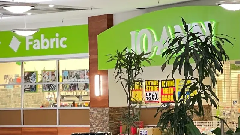 Palouse Place Mall - Photo: Victoria Johnson 2025 Dailyfly News