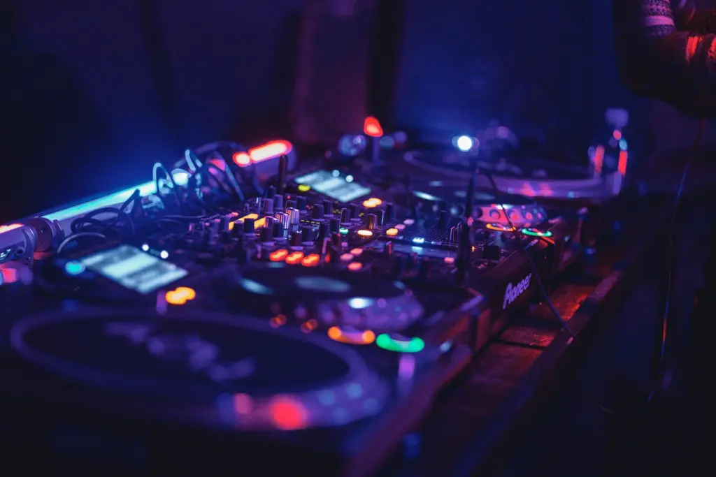 Photo by Aleksandr Popov on Unsplash
