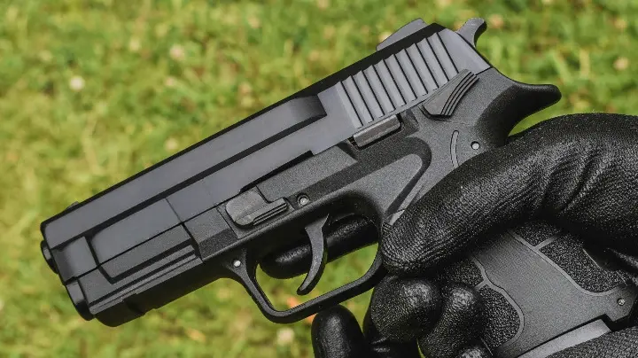 Handgun - Gun