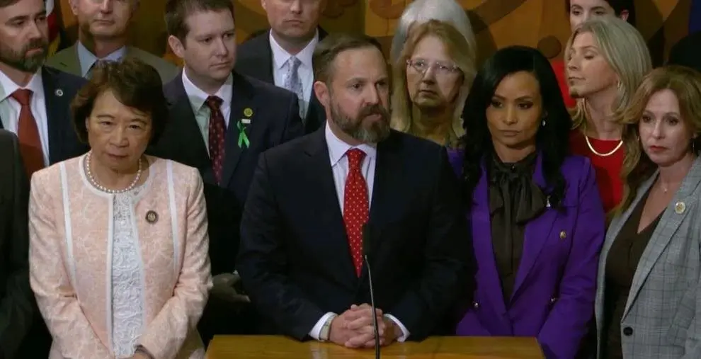 Texas House Speaker Dustin Burrows, R-Lubbock, chastises Democrats for absconding, says important legislation needs to be passed, including for Hill Country flood victims. Photo: Texas House of Representatives