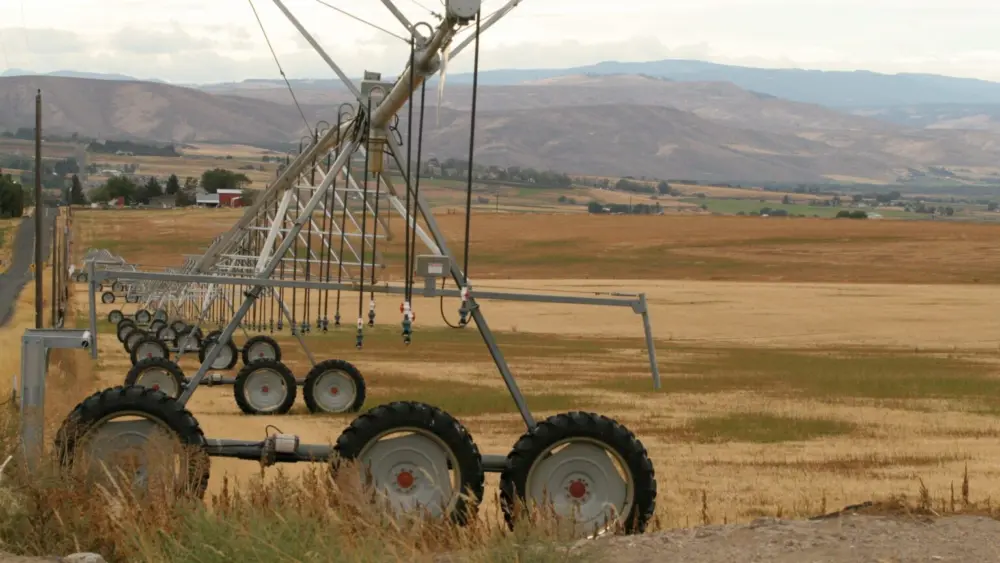 Irrigation equipment seen in a Washington state crop field in 2019. (Photo courtesy of Washington Department of Ecology)