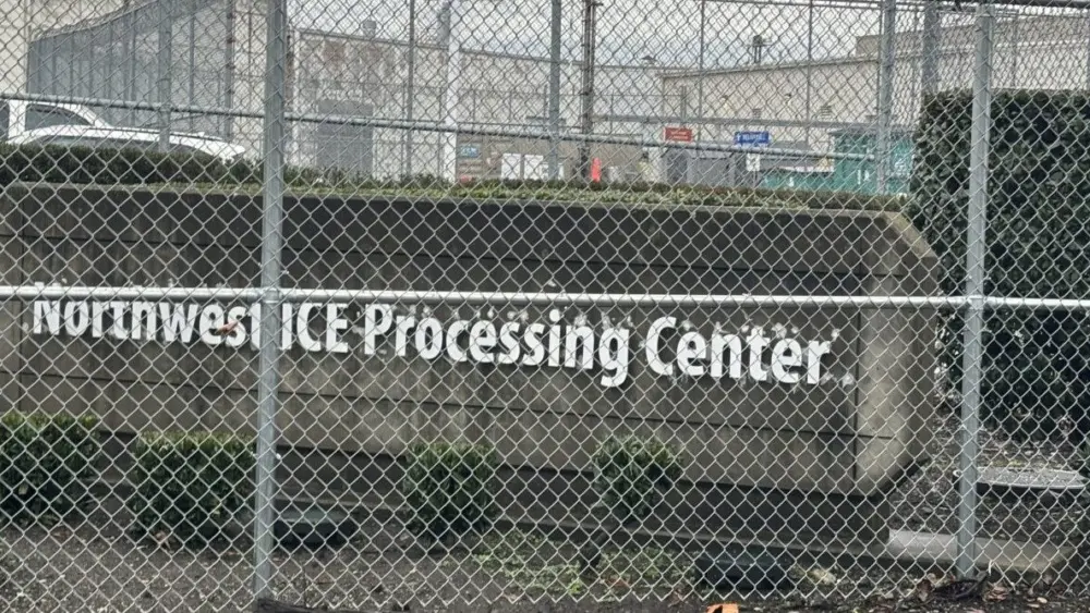 The Northwest ICE Processing Center in Tacoma, which is one of the largest immigrant detention facilities in the western U.S. (Grace Deng/Washington State Standard)
