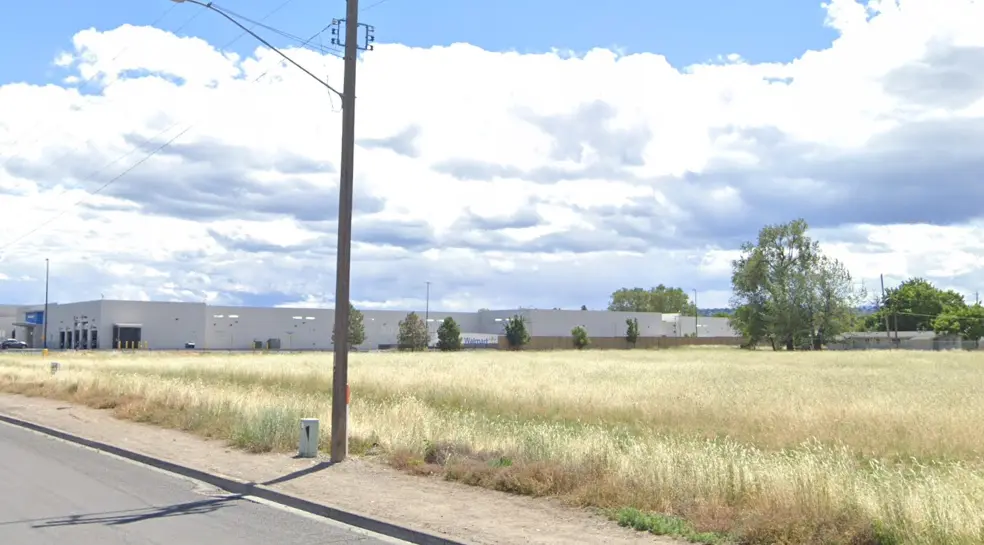 Photo Credit: © Google Maps, 1041 Port Drive, Clarkston, WA 99403