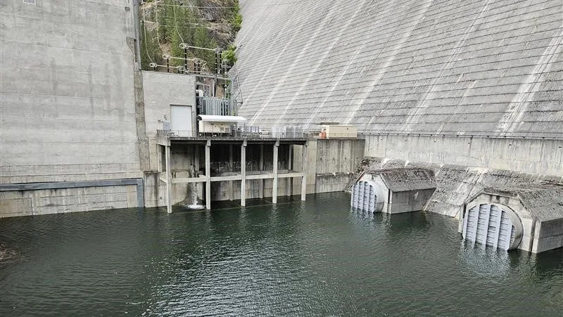 The U.S. Army Corps of Engineers, Walla Walla District's Dworshak Dam, is shown where a flooded turbine bay, future location of the dam's fourth generating unit, is assessed during the first flooding of the bay in 50 years. This flooding was part of initial design work to test draft tube bulkheads and assess how the space could be converted into an operating hydropower unit.