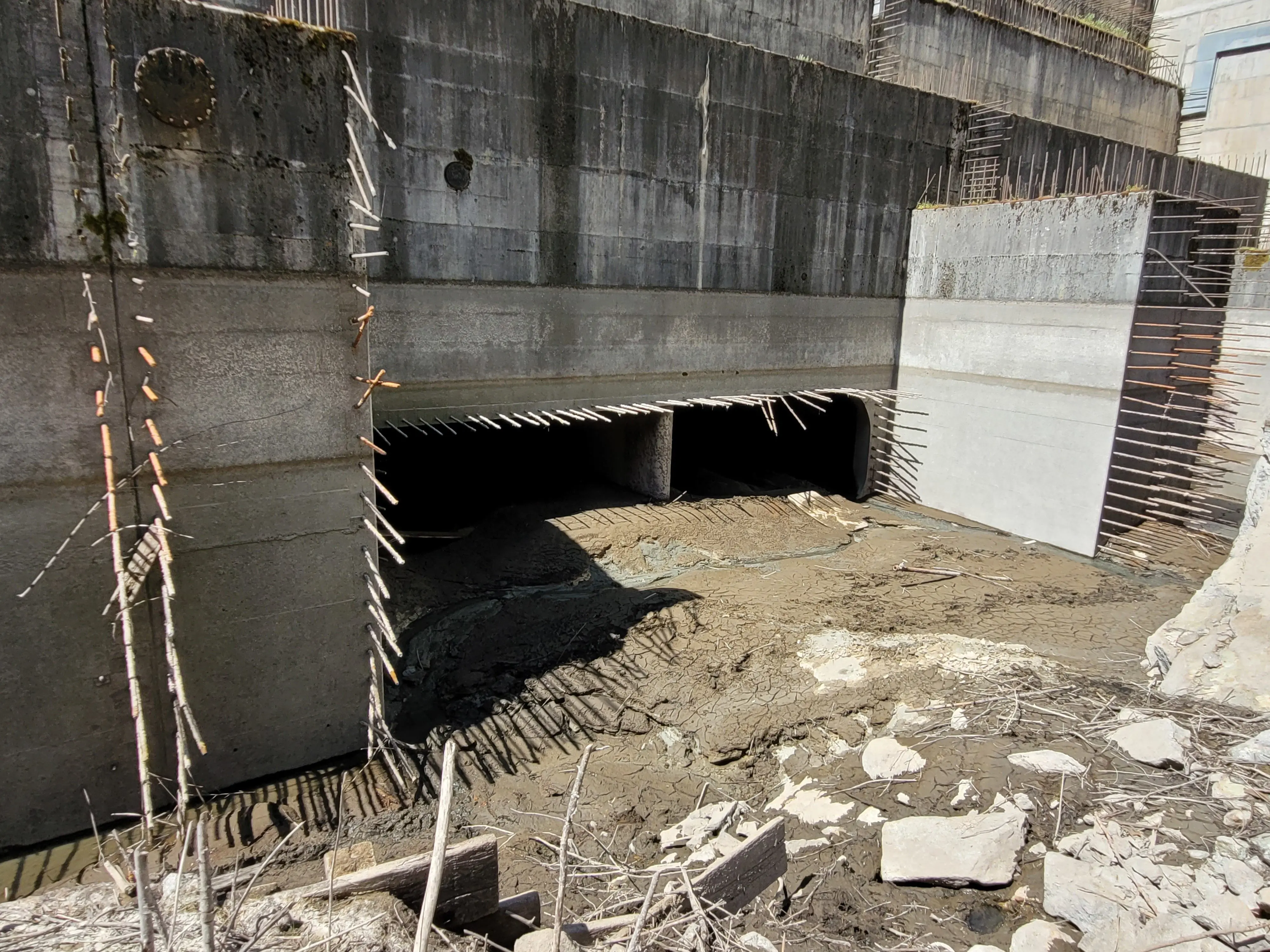 The U.S. Army Corps of Engineers, Walla Walla District's Dworshak Dam, is shown where an empty turbine bay, future location of the dam's fourth generating unit, is prepared for assessment during the first flooding of the bay in 50 years. This flooding was part of initial design work to test draft tube bulkheads and assess how the space could be converted into an operating hydropower unit.