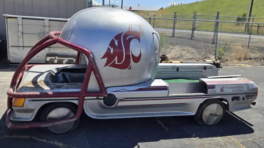Electric Cougar Football Helmet Car