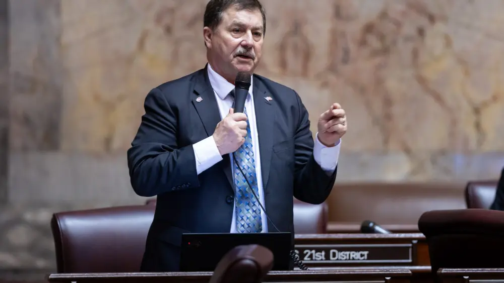 SENATOR MARK SCHOESLER