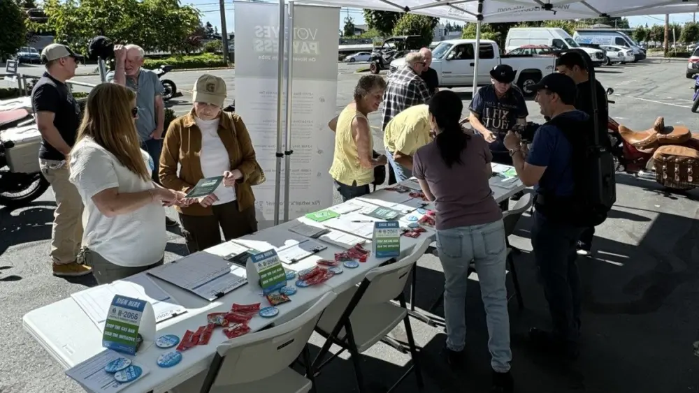 A Let's Go Washington signature gathering effort in November of 2024. Photo: Let's Go Washington