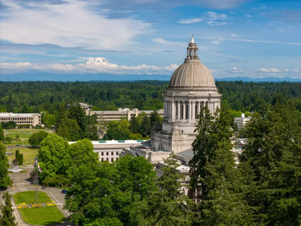 Olympia Washington - Photo by Nils Huenerfuerst on Unsplash