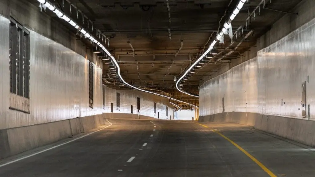 Northbound lane stripes near the south end of the SR 99 tunnel. Photo courtesy of WSDOT.