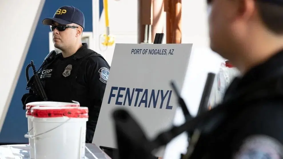 CBP officers stand near seized fentanyl at the Port of Nogales in Ariz., on Jan. 26, 2019. Photo: Jerry Glaser / U.S. Customs and Border Protection via DVIDS / Public Domain