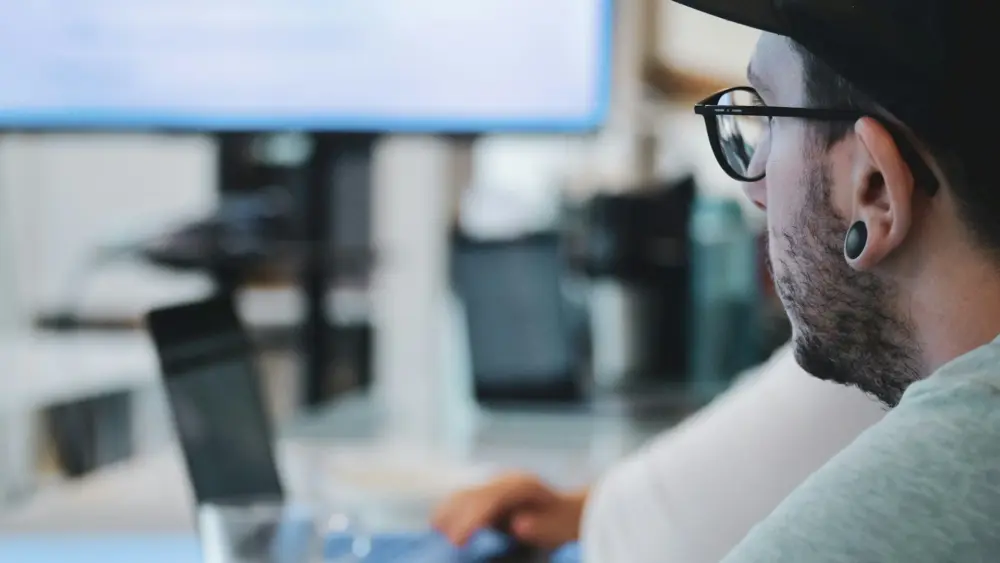 Photo by Sigmund on Unsplash