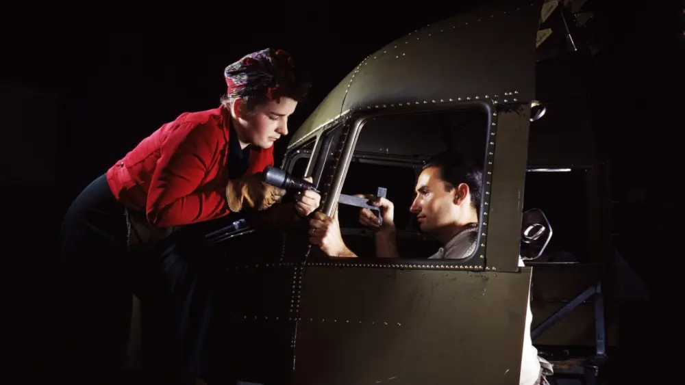 By Alfred T. Palmer - This image is available from the United States Library of Congress's Prints and Photographs divisionunder the digital ID fsac.1a35284.This tag does not indicate the copyright status of the attached work. A normal copyright tag is still required. See Commons:Licensing., Public Domain, https://commons.wikimedia.org/w/index.php?curid=6348658