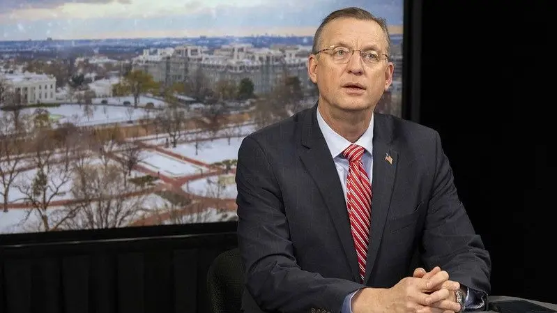 Veterans Affairs Secretary Doug A. Collins is interviewed on Newsmax, Feb. 12, 2025. Photo: Gene Russell / U.S. Department of Veterans Affairs via Flickr / PDM 1.0