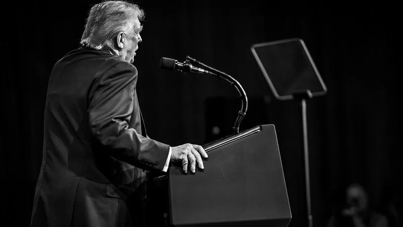 President Donald Trump delivers remarks at the Donald J. Trump - John F. Kennedy Center for the Performing Arts in Washington, D.C., Tuesday, January 6, 2026, en route the White House. (Official White House Photo by Daniel Torok)