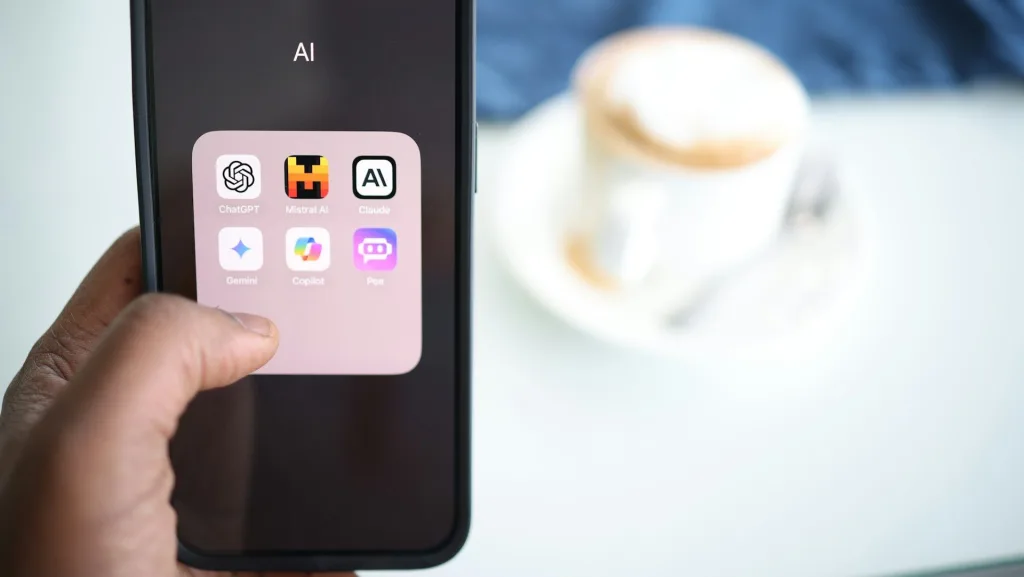 Photo by Solen Feyissa on Unsplash