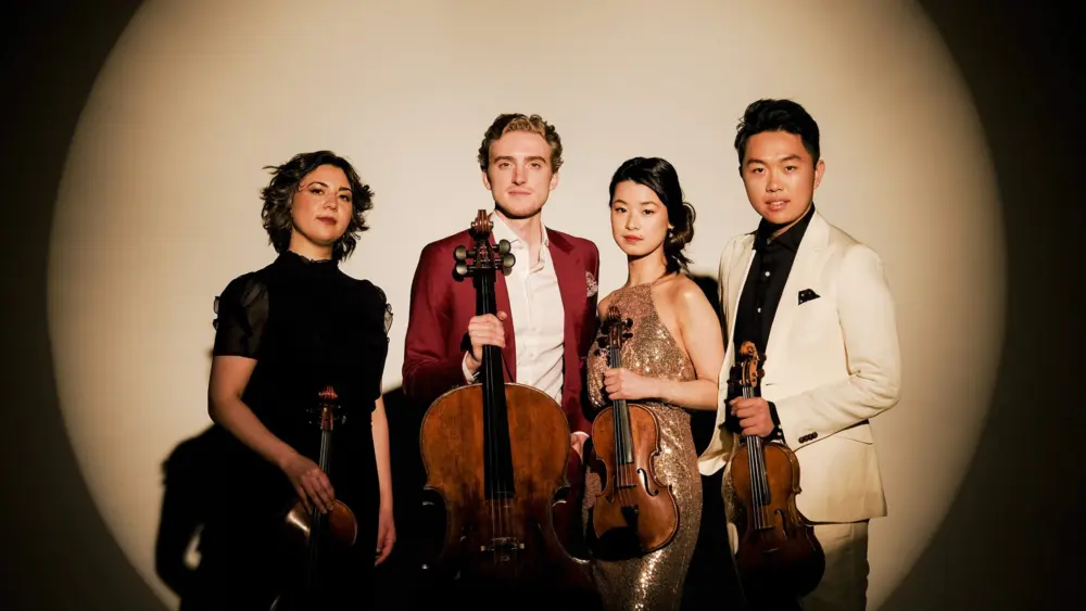 Photo credit: Kevin Condon (Viano Quartet portrait)