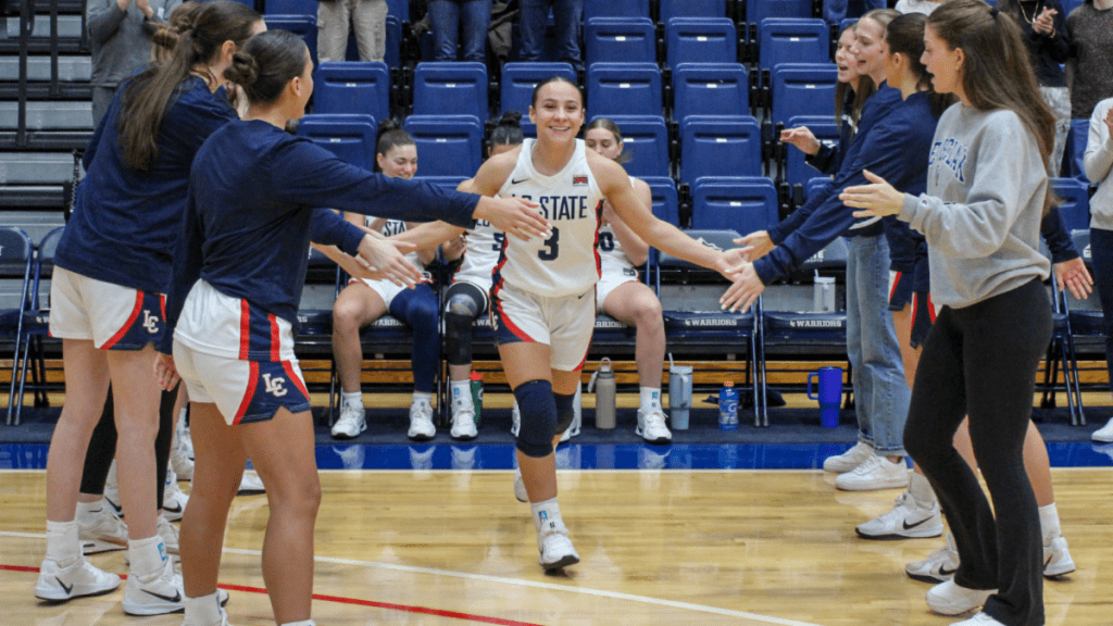 Seven Score in Double Digits as No. 13 Warrior Women Dominate ﻿Against Evergreen