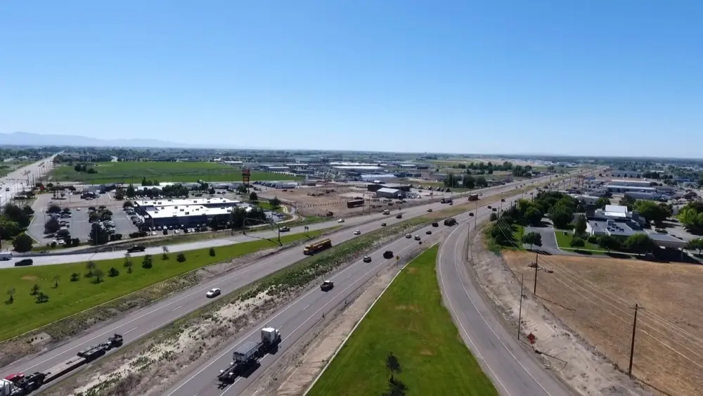 Driver pass along Interstate Highway 84 at the Franklin Road exit. (Courtesy of the Idaho Transportation Department)