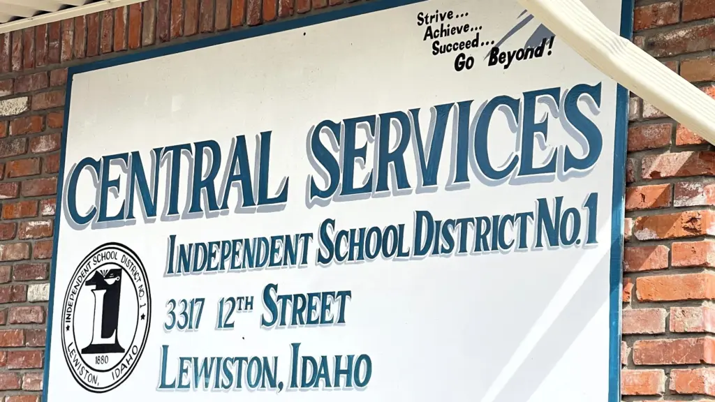 Independent School District No.1 Central Services