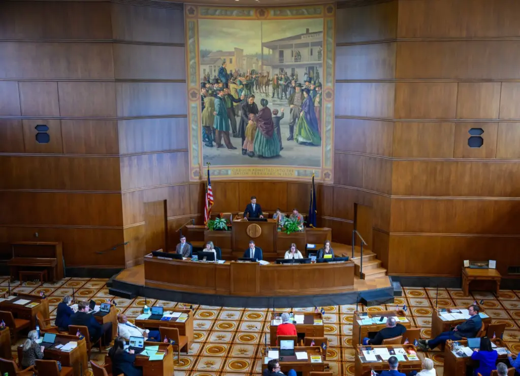 The Oregon Senate unanimously passed a bill in early February requiring insurance companies to cover diagnostic costs for patients who may have cervical cancer. The House also passed it unanimously two weeks later. (Photo by Laura Tesler/Oregon Capital Chronicle)