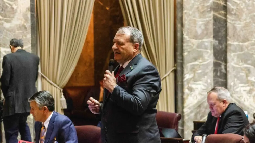 Sen. Leonard Christian, R-Spokane Valley, speaking on the Senate floor on April 27, 2025. (Photo by Jacquelyn Jimenez Romero/Washington State Standard)