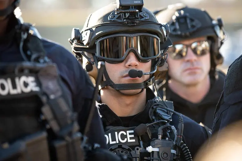 Federal and local officers take part in fast-rope training from a CBP Black Hawk before Super Bowl LIII in Atlanta. Photo: Ozzy Trevino / U.S. Customs and Border Protection via Flickr / United States Government Work