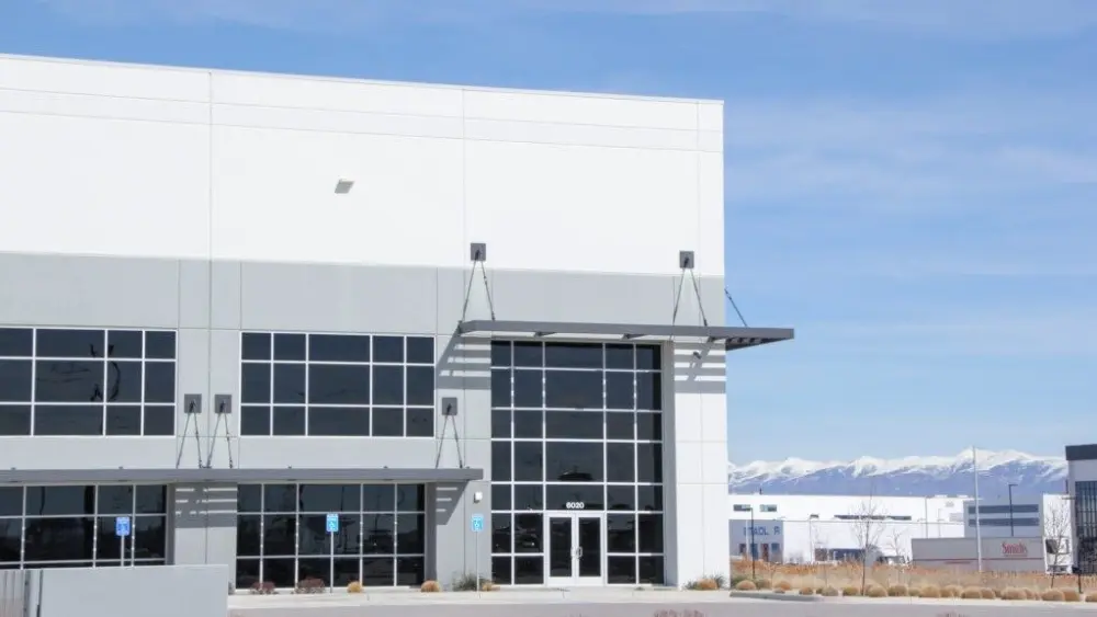 A warehouse purchased by U.S. Immigration Customs and Enforcement at 6020 W. 300 South in Salt Lake City is pictured on Friday, March 13, 2026. (McKenzie Romero/Utah News Dispatch)