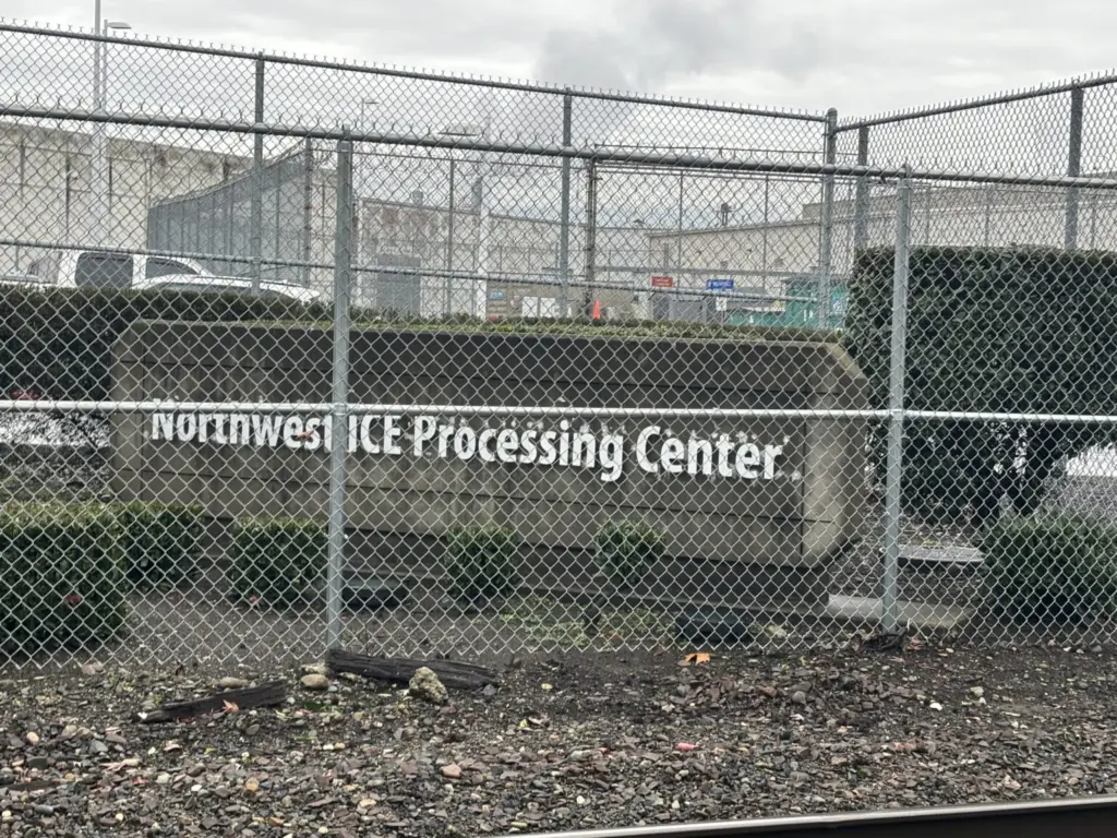 The Northwest ICE Processing Center in Tacoma, which is one of the largest immigrant detention facilities in the western U.S. (Photo by Grace Deng/Washington State Standard)