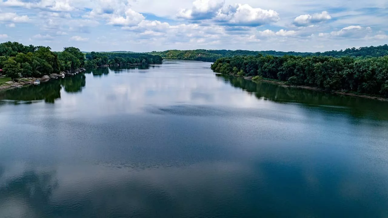 river-3615668_1280-jpg