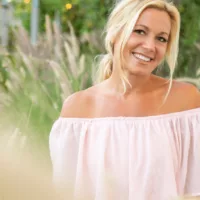 laurahappy-1024x1024