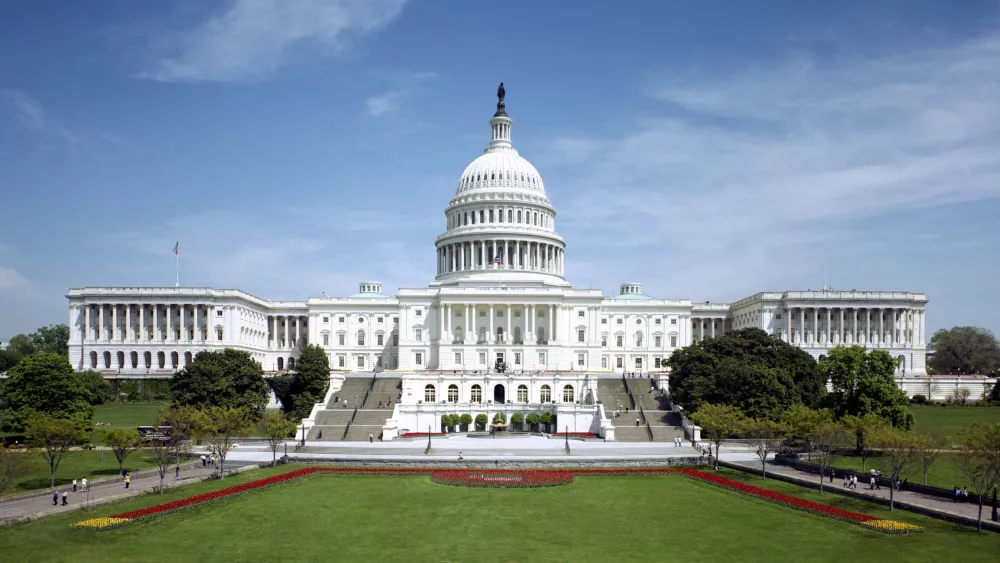 united_states_capitol_-_west_front-jpg